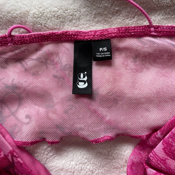 Garage Handkerchief Tank - Picture 3 of 3